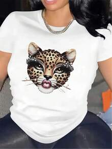 Camiseta de manga corta ligera y duradera con diseño de estampado de leopardo, fabricada con tela. para salidas informales en restaurantes o salas de estar, presenta un gráfico de animal moderno y ofrece un ajuste cómodo. - Blanco - Ver 1