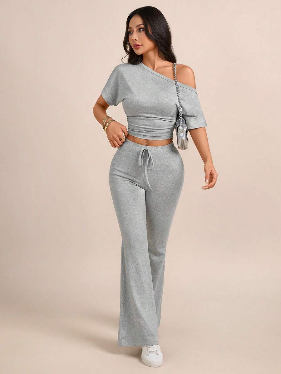 abyoxi Bộ đồ gồm áo croptop trễ vai màu xám xếp ly và quần ống loe cạp chun - Phong cách thường ngày gợi cảm. - hoa màu xám - Xem 1