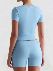 de manga corta y cuello redondo, blanca y sólida, ajustada y deportiva, para mujer, verano, modelo 2025 - azul claro - Ver 3