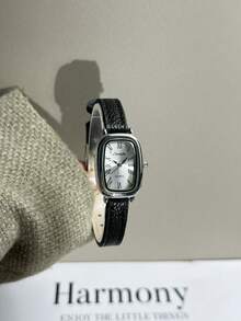 Retro INS-Style Square Women's Watch, Elegant Roman Numeral Dial, Perfect For Daily Commuting And A Great Gift Watch - Black - View 4