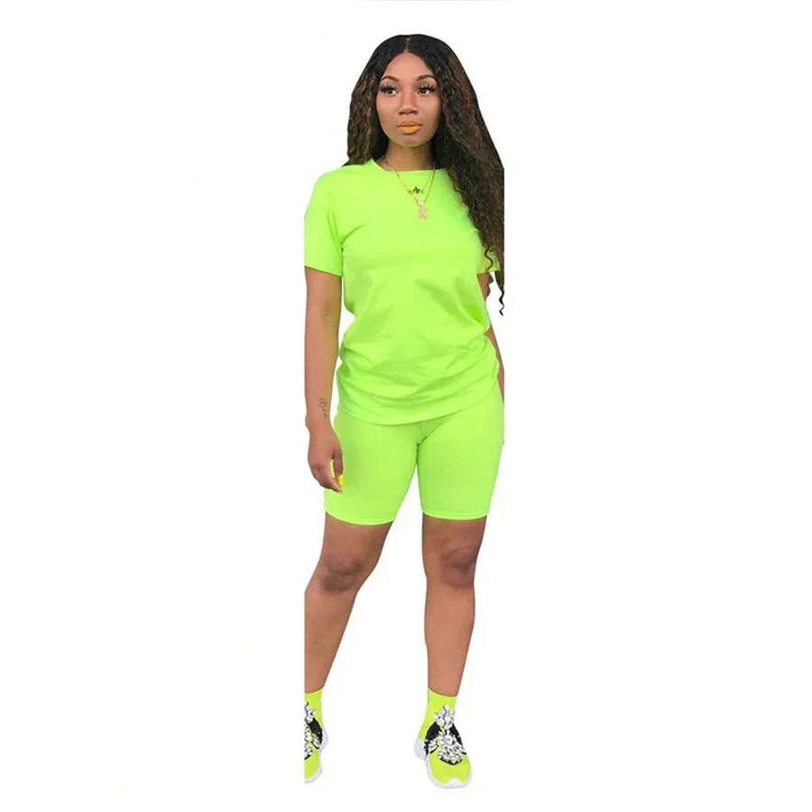 Chándal de Color liso para mujer, Conjunto de camiseta de alta calidad y pantalones cortos, traje de Jogging de lujo informal de verano, 2 piezas - Verde - Ver 1