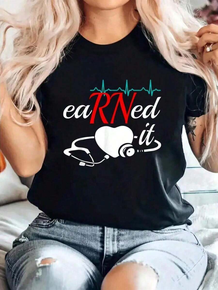 1 Piece "Earned It RN" Nurse Graduation T-Shirt - Black With Stethoscope And ECG Print, Short Sleeve, Round Neck, Casual Wear For Graduate Nurses, Comfortable Casual Outfit And Graduation Gift, Suitable For All Seasons, Health Clothing, 180g 100% Cotton. - 黑色 - 查看 1