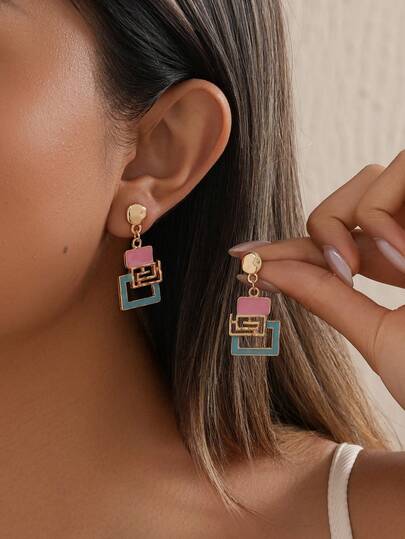 1 Pair Of European And American Ins Style Contrasting Geometric Earrings, Retro Pop Style Pink Blue Drip Oil Square Earrings, Temperament Decoration Face Shape Commuting Party Versatile Jewelry For Women
