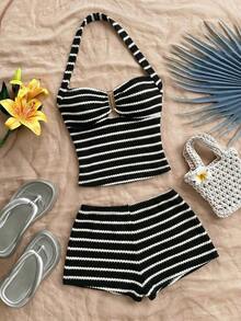 Conjunto Casual de 2 Piezas para Mujer: Top Halter a Rayas y Shorts para Vacaciones - Blanco y Negro - Ver 8