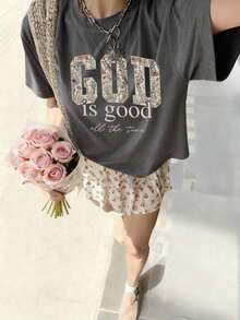 Nueva Camiseta de Verano para Mujer, Simple, con Estampado de Letras "GOD Is Good", Cuello Redondo, Manga Corta, Color Gris Oscuro, Moderna y Versátil, Adecuada para el Uso Diario Casual de Mujeres. - Gris Oscuro - Ver 5