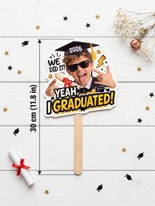 1 pièce Éventail photo de remise de diplôme personnalisé, panneau à découpe de visage drôle de style bande dessinée, cadeau de remise de diplôme pour enfant, accessoire pour photomaton de fête, "On l'a fait, ouais, j'ai obtenu mon diplôme" Panneau de remise de diplôme - Bleu marine - Voir 4