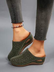 Hollow-Out Wedge Sandals, Comfortable For Wearing To Work And Shopping For Long Periods - Army Green - View 4