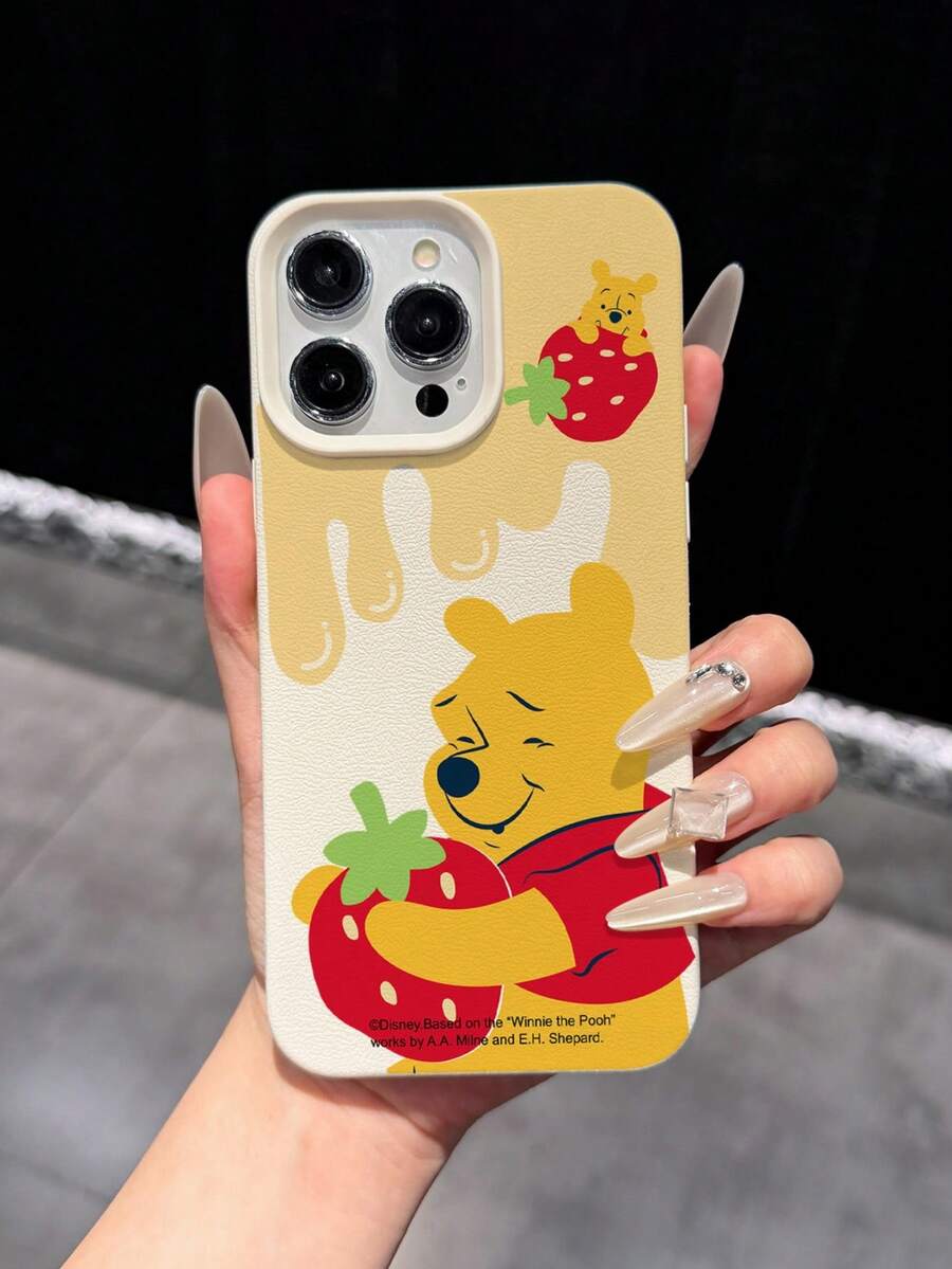 Miniso Ốp lưng điện thoại Disney Winnie The Pooh Litchi Texture, bao phủ toàn bộ bề mặt, tương thích với iPhone 17 Pro Max, 17, 16 Pro Max, 15 Pro Max, 16 Pro Max, 14, 13, 12, 11, 14 Pro, 15 Plus, 12 Pro, 16 Plus, XS, 14 Pro Max, 13 Pro và các mẫu khác, in hình hoạt hình. - Nhiều màu - Xem 1