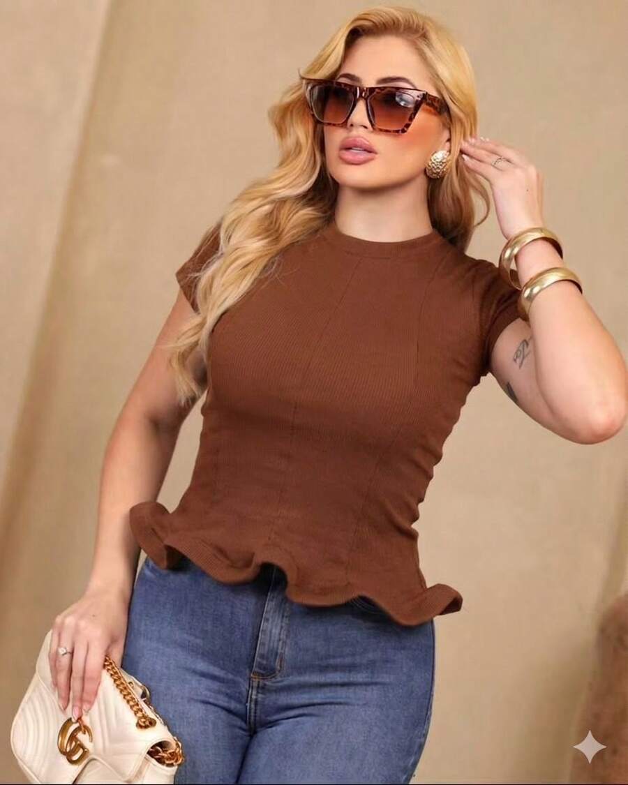 Elegant Women's Long-Sleeved T-Shirt With A Round Neck And Unique Flared Hem Fabric. - 鏽棕色 - 查看 1