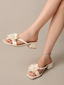 Sandalias de verano 2025 con flor de perla y tacón grueso francés, de un solo correa, de punta abierta, versátiles, de tacón medio para mujeres - Beis - Ver 7