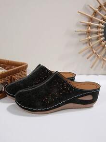 Hollow-Out Wedge Sandals, Comfortable For Wearing To Work And Shopping For Long Periods - Black - View 6