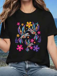 Incluso a los 60 años, sigue siendo una abeja animada. Incluso a los 60 años sigue siendo una pequeña abeja llena de espíritu. Camiseta de Mujer con Estampado, Cuello Redondo, Casual y a la Moda para Primavera y Verano, Diseño Creativo, Cómoda para Uso Diario y Salidas. - Negro - Ver 6