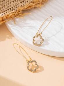 1 đôi bông tai treo mặt cỏ bốn lá may mắn màu vàng bóng ngọt ngào phong cách Pháp sang trọng tối giản thanh lịch cho nữ - Vàng - Xem 4