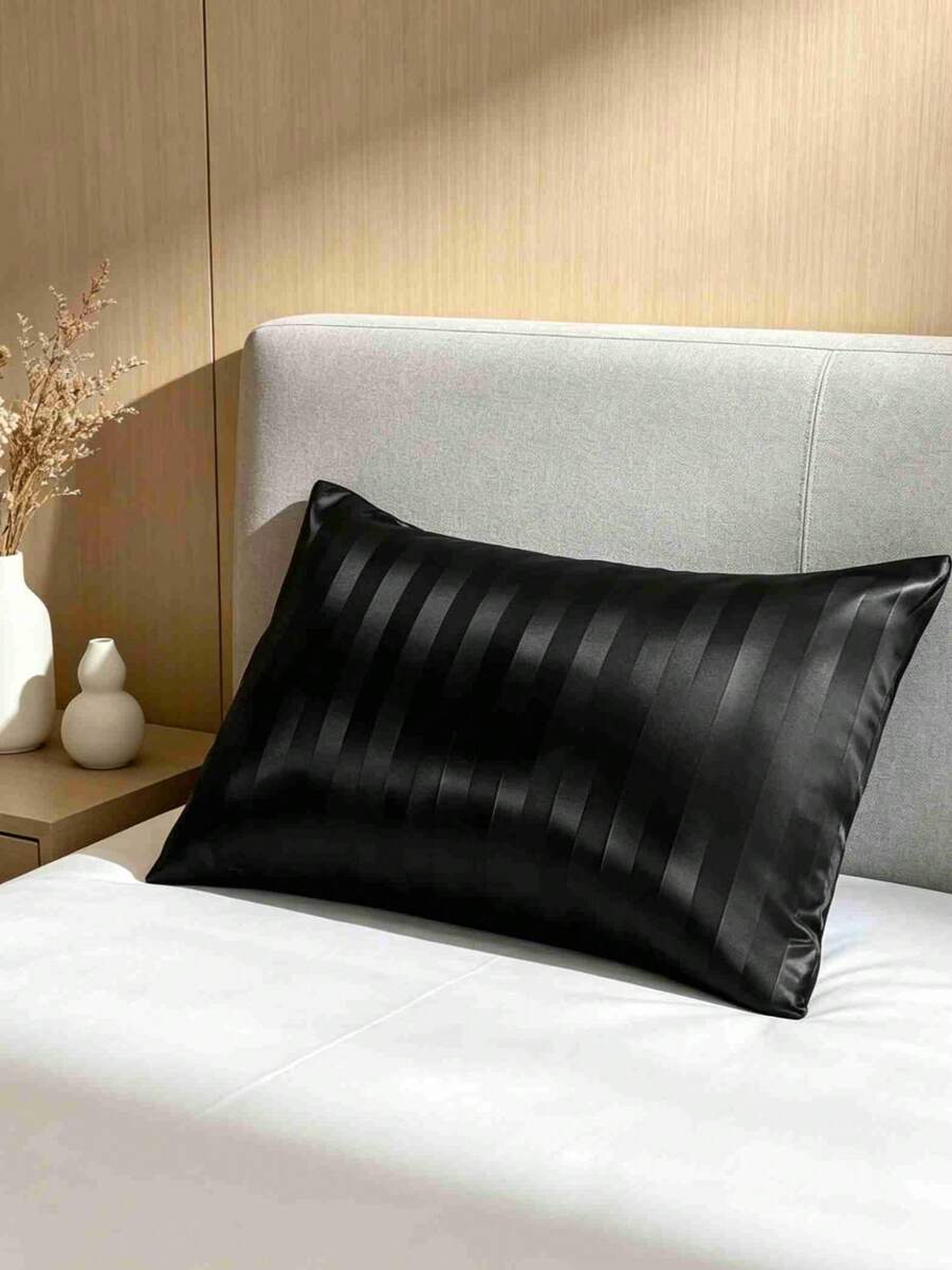 Bộ 2 vỏ gối satin, mềm mại và mịn màng giúp chăm sóc tóc và da, có khóa cài dạng phong bì (Không bao gồm ruột gối) - màu đen - Xem 1