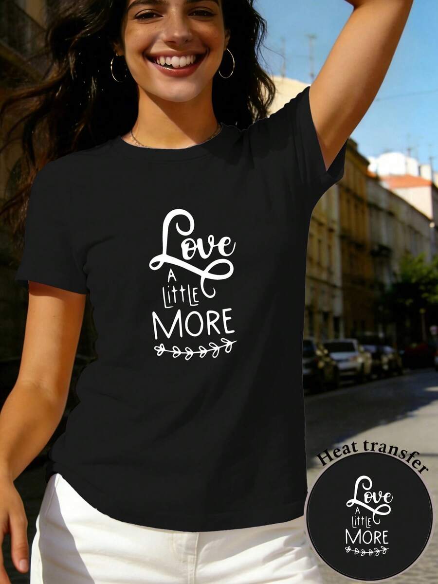 Camiseta de manga corta para mujer de corte regular - Patrón de impresión de dibujo geométrico 2D para Love a Little MORE Design Fuente fácil Elegante Casual Camiseta de manga corta con cuello redondo Adecuado para todas las estaciones Múltiples colores y tamaños disponibles Moda de vacaciones Estética retro Breatha - Negro - Ver 1