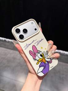 Miniso Ốp lưng điện thoại Disney Daisy vân vải lychee bao phủ toàn diện, in hoạt hình, tương thích với iPhone 17 Pro Max, 17, 16 Pro Max, 15 Pro Max, 16 Pro Max, 14, 13, 12, 11, 14 Pro, 15 Plus, 12 Pro, 16 Plus, XS, 14 Pro Max, 13 Pro và các mẫu khác, 18 - Nhiều màu - Xem 2
