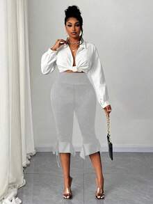 Pantalones capri de cintura alta para mujer talla grande con dobladillo con volantes y detalle de lazo - Gris - Ver 4