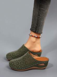 Hollow-Out Wedge Sandals, Comfortable For Wearing To Work And Shopping For Long Periods - Army Green - View 3