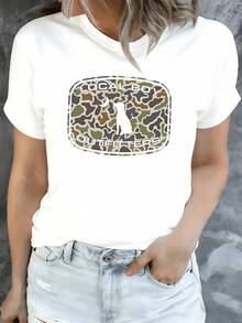 Figure Of A Dog Looking At The Moon On A Camouflage Background Representing Loyalty, Adventure And Connection With Nature. Casual, Comfortable And Modern Women's T-Shirt For Everyday Wear - 白色 - 查看 8