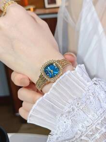 New Fashionable Gold Bangle Watch For Women, Vintage Luxury Minimalist Elegant Lightweight Versatile Quartz Watch, Great Gift For Ladies - Gold - View 19