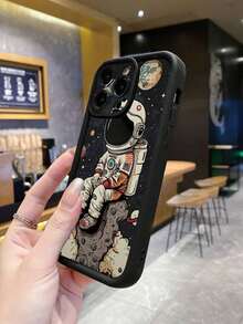 1 pieza Funda de teléfono con protección de lente resistente a golpes y con diseño de astronauta de moda, adecuada para hombres y mujeres, opción ideal para entusiastas de la moda, diseño minimalista y elegante compatible con Apple/Infinix/Vivo/OPPO, versión internacional, no la versión nacional - Estilo 1 (1 pieza) - Ver 5