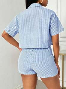 Conjunto de camisa casual de verano para mujer con rayas de manga corta y pantalones cortos con bolsillos - Azul y blanco - Ver 2