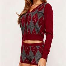 Spring & Autumn Vintage Elegant Women 2-Piece Knit Set, Long Sleeve Cardigan And Shorts, Diamond Pattern Jacquard Button Design, Comfortable Stretchy Casual Homewear And Outdoor Wear - Chocolate Brown - View 3