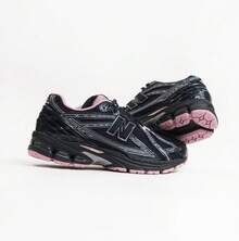 New Balance 1906R Black Gold Men's U1906RJM | Modern Street Style, Comfortable All-Day - Pink - View 1
