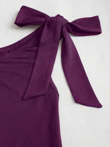de verano para mujer con decoración metálica minimalista, volante asimétrico en el hombro y bajo con volantes - Morado - Ver 3