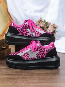 Estampado de leopardo rojo rosa negra sobre base negra
