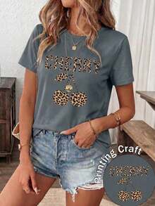 Nueva camiseta de manga corta con cuello redondo para mujeres, estación de verano, diseño de flores de cerezo con estampado de leopardo, camiseta femenina limitada de temporada, transpirable y absorbe la sudor. - Gris Claro - Ver 2