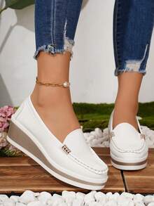 Sepatu Mom Kulit PU Bernapas dengan Rantai Logam Rhinestone Terbaru untuk Musim Semi, Ringan, Nyaman, Kasual, Serbaguna, Hak Wedges, Sol Tebal untuk Wanita - Putih - View 3