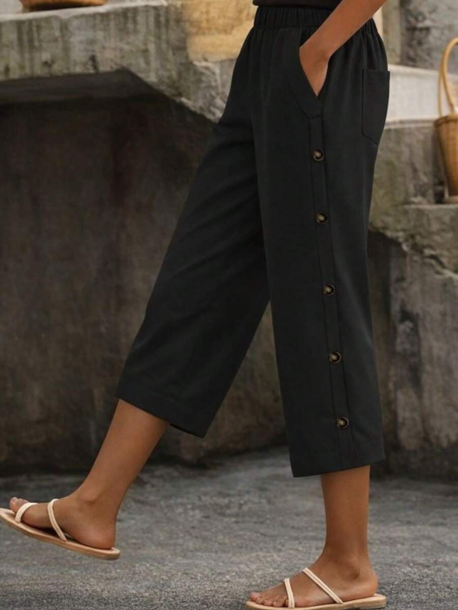 Women's Casual Everyday Commute Solid Color Side Button Cropped Pants - Black - View 1
