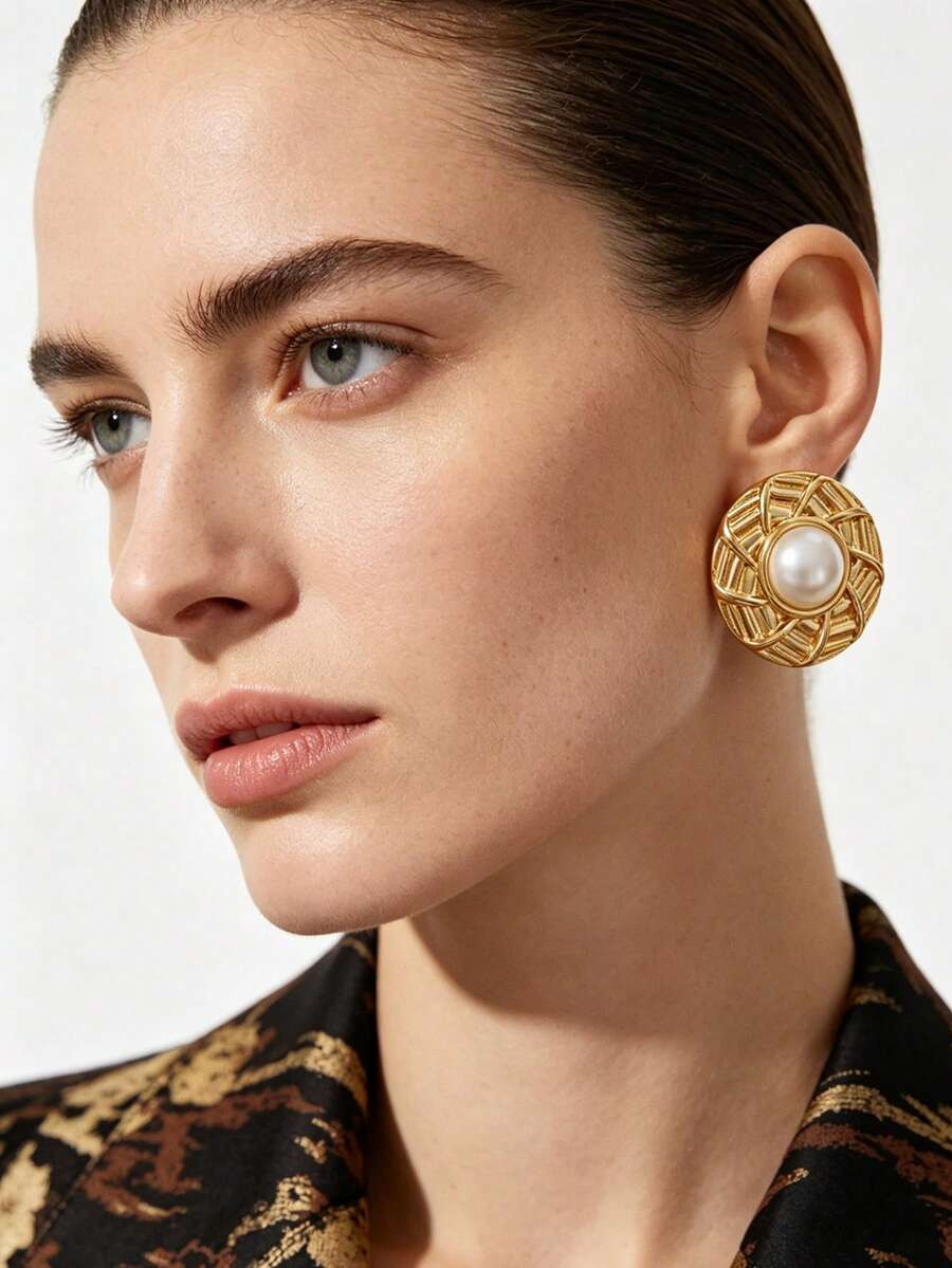 Round Pearl Earrings, Summer Vacation Style With Faux Pearl, Cute Retro Hoop Earrings, Gold Stainless Steel Metal, Beach Vacation Bikini Accessories, Beautiful Clothes, Dresses, T-Shirts, Sexy Jeans, Tight Clothes Matching - Vintage INS Style Earrings For Women's Casual Daily Wear, Student Versatile Jewelry, Valentine's Day Gift For Friends And Girlfriends