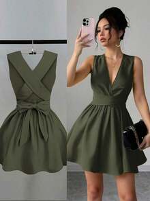 Vestido elegante romántico y sexy de mujer para invitada de boda, vestido mini de línea A con cuello en V cruzado, sin mangas, diseño versátil para playa, fiesta, primavera/verano con bolsillo, vestido de noche con espalda descubierta, color amar - Verde militar - Ver 4