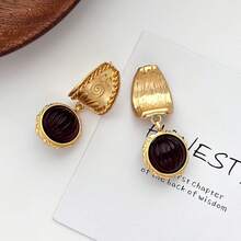 1 Pair Vintage Elegant Copper Floral Pattern Burgundy Dangle Earrings, Suitable For Daily Wear, Gift - Vintage Patterned Burgundy Pendant Earrings - View 4