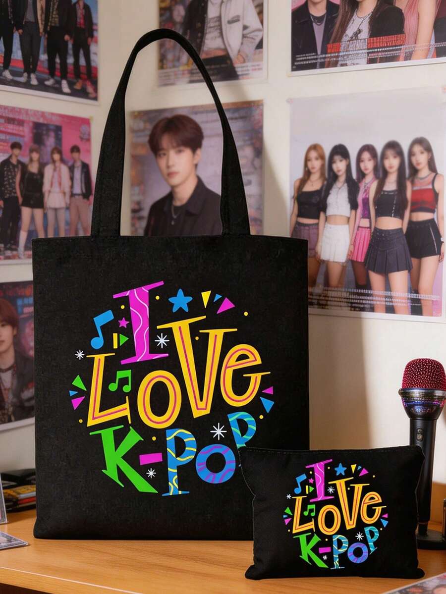 这款印有“我爱K-POP”字样的K-POP帆布手提袋容量大，是K-POP粉丝周边礼品的理想之选。它是一款可折叠的休闲购物袋，适合通勤、购物、旅行、演唱会、粉丝活动、聚会、工作、日常使用，也是生日礼物、偶像礼物、粉丝周边、节日礼物和演唱会礼物的完美选择。