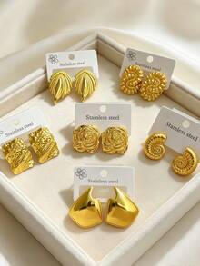Gold-Plated Lady's Declaration Earrings, A Fashionable And Elegant Set Of Lady's Earrings, Including Flower Earrings, Conch Earrings, Asymmetrical Wave Earrings, Asymmetrical Ring-Shaped Earrings, Rectangular Pleated Earrings And Other Geometric-Shaped Earrings, With Unique Texture Design, Thick Gold-Plated Thick Gold Declaration Earrings - Earring Set - View 13