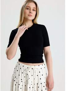 Women's Solid Color Round Neck Casual Versatile Daily Wear Top - Black - View 4