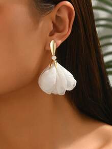 1 Pair Women's Sweet Elegant Fabric Flower Long Earrings, Suitable For Daily Wear (Bead Color Random) - Off-white - E1336 - View 2