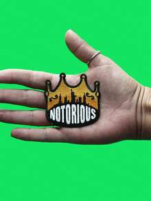 1 pieza Parche del Rey de Nueva York Corona Notorious Rapero Bordado Planchar - Multicolor - Ver 2