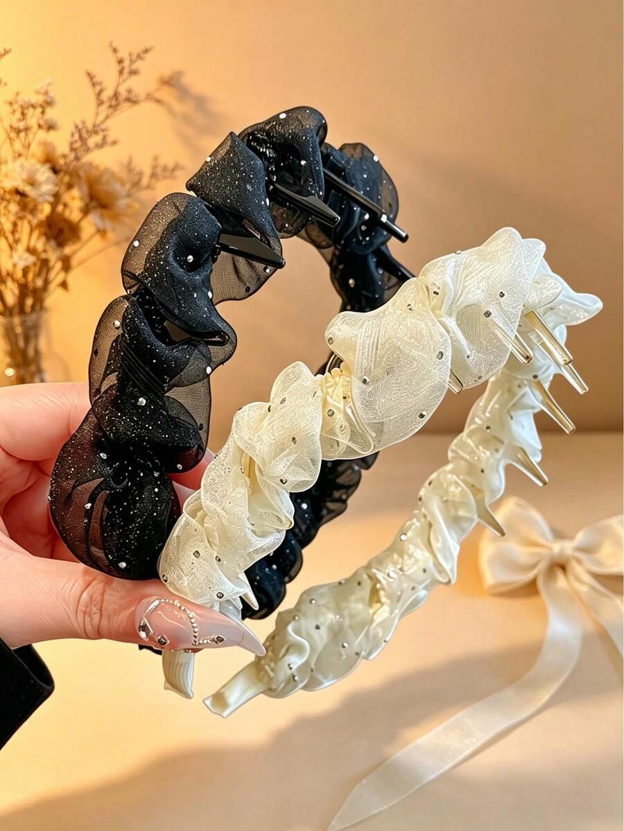 一套两只带齿网状星形发圈，波浪形设计防止滑落，用途广泛，可用于洗脸。