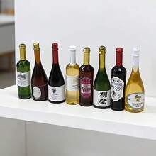 8件/24件迷你逼真酒瓶摆件，营造氛围的桌面装饰，微缩场景配件。这套精致的迷你逼真酒瓶套装还原了各种风格的真实酒瓶细节，用途广泛，可用于装饰桌面、书架、餐边柜，或作为微缩场景DIY和摄影的配件，营造值得称道的氛围。 - 酒瓶 - 查看 1