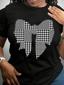 Talla Grande - Talla Grande - Nueva Camiseta de Manga Corta 2025 con un Diseño Estampado Versátil, Hecha de Tela Microelástica Lax en Estilo Moderno INS - Negro - Ver 1