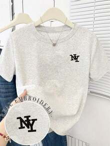 Camiseta de cuello redondo holgada con bordado de letra NY en negro, top casual de verano; Camiseta casual de manga corta gris claro, diseño elegante y cómodo, camiseta casual para exteriores - Gris Claro 2 - Ver 7