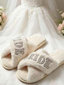 1 Pair Women's Diamond & Pearl "BRIDE" Decor Criss-Cross Fluffy Slip-On Slippers, Beige, Open Toe Flat Slides, Suitable For Bridal, Engagement, Wedding Party, Comfortable Fur Slippers - Beige - View 2