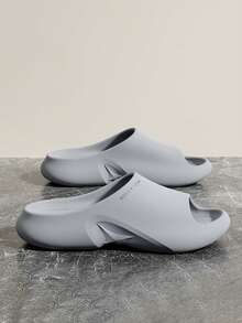 Men's Summer Solid Color Minimalist One-Piece Soft And Elastic Thick Sole Slippers, Non-Slip Quiet Easy To Clean, Suitable For Home, Bathroom, Outdoor, Minimalist Versatile, Relaxed Home Style Flip Flops - Grey - View 2