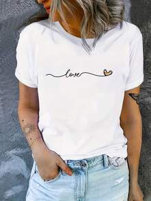 Women's Short-Sleeved Cotton T-Shirt With Heart And Love Print For Valentine's Day, Round Neck, Short-Sleeved Sports T-Shirt For Training And Running, Women's Sportswear With Graphic Print. - 白色 - 查看 1