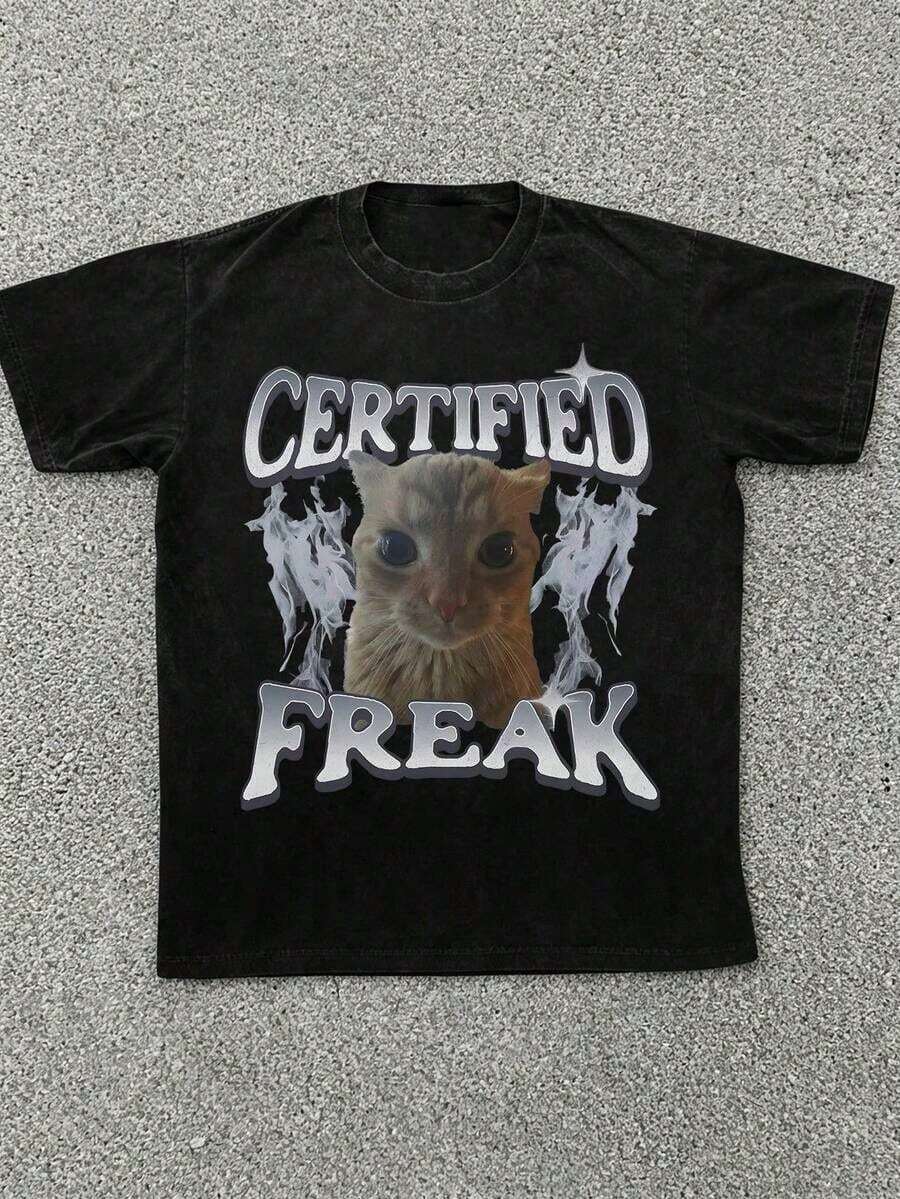 Camiseta de manga corta con ajuste holgado y estilo vintage con gráfico de meme de gato "Certified Freak" para mujer, regalo divertido para amantes de las mascotas, adecuado para uso diario en primavera/verano - Negro - Ver 1