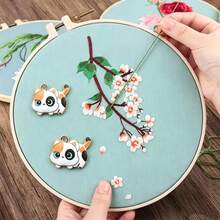 2 chiếc giá đỡ kim nam châm hình mèo tráng men, đồ trang trí đựng kim may thủ công, cố định kim thêu + phụ kiện trang trí đa năng/sử dụng kép. - Mèo đen - Xem 8